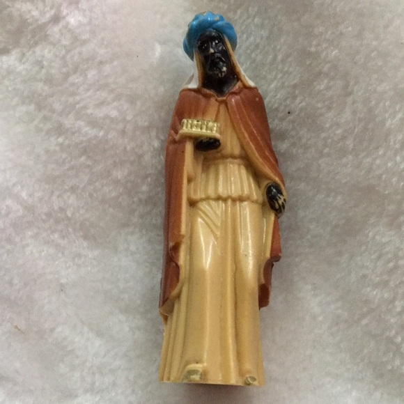 unbranded Other - Elegant Brown and Blue Figurine